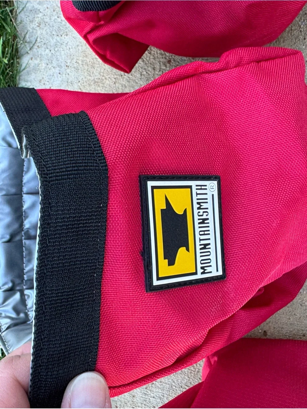Mountainsmith Red K9 Cube with Front & Back Pocket